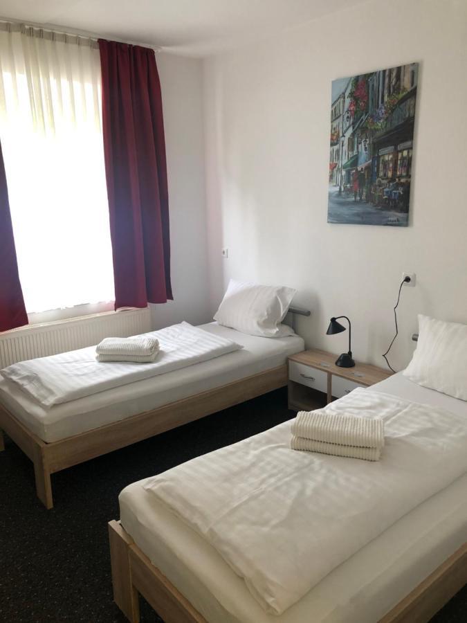Hotel Gaestezimmer Siminciuc à Aix-la-Chapelle Extérieur photo