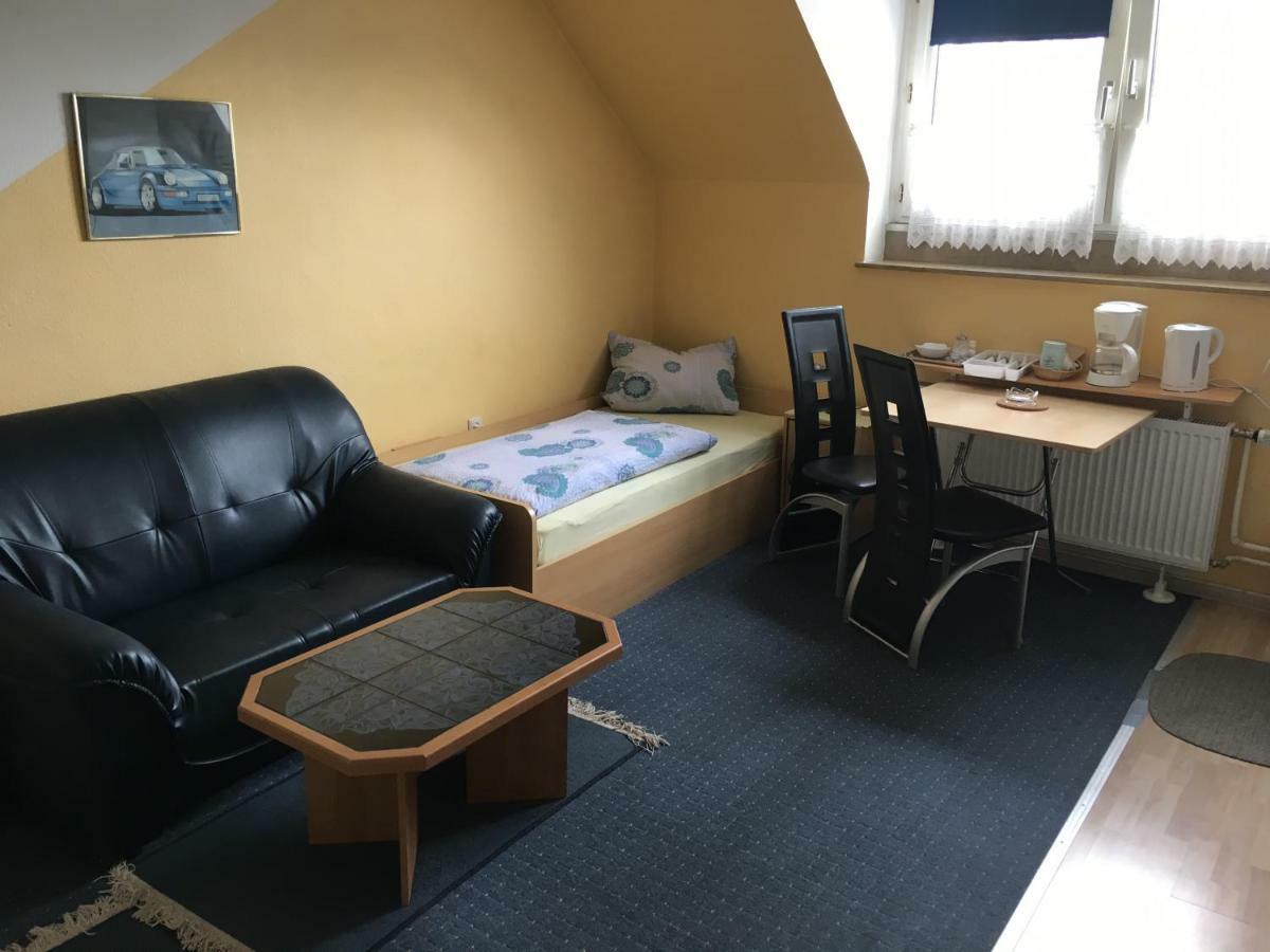 Hotel Gaestezimmer Siminciuc à Aix-la-Chapelle Extérieur photo