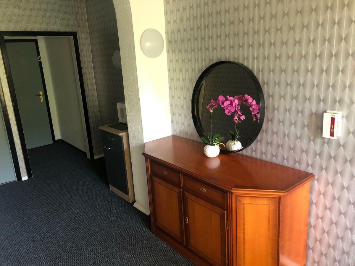 Hotel Gaestezimmer Siminciuc à Aix-la-Chapelle Extérieur photo