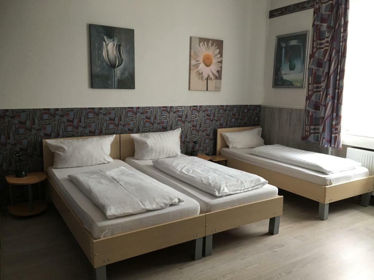 Hotel Gaestezimmer Siminciuc à Aix-la-Chapelle Extérieur photo