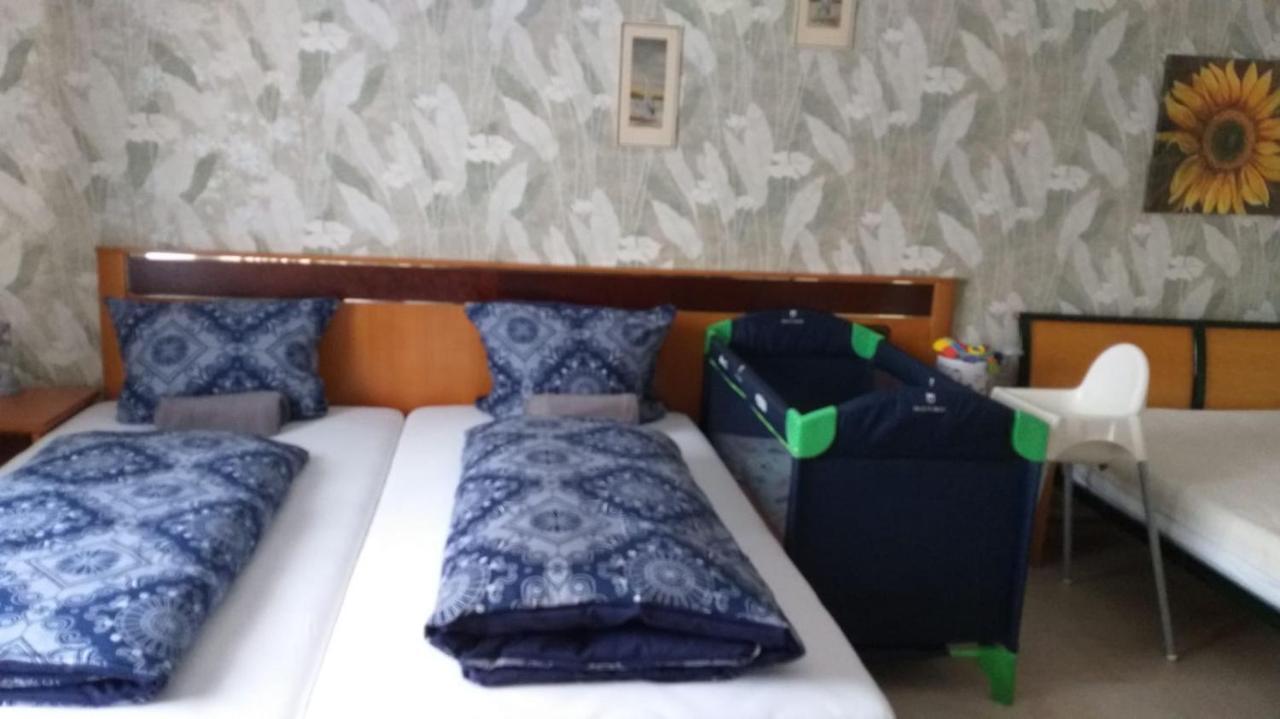 Hotel Gaestezimmer Siminciuc à Aix-la-Chapelle Extérieur photo